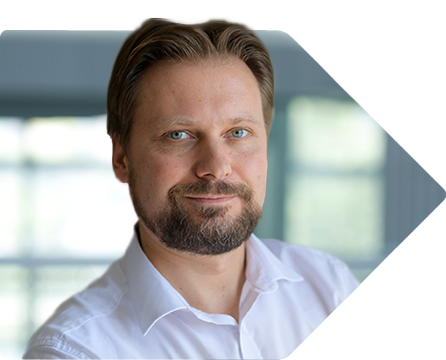 알렉산더 아르티오멘코 (Alexander Artyomenko)